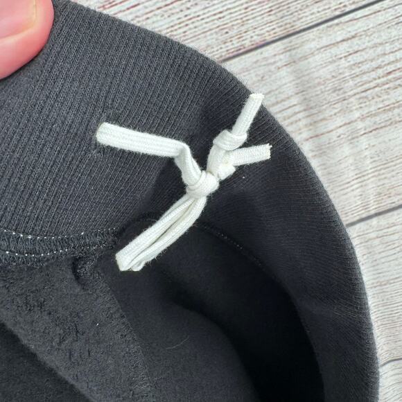 Nike Low Rise Sweat Shorts Womens XL Black White Drawstring NEW - Picture 4 of 11